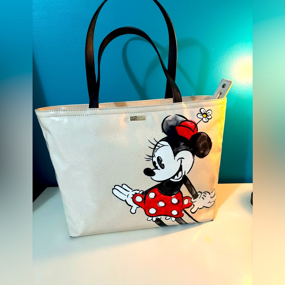 **SOLD***Disney and Kate Spade New York Minnie Mouse tote purse